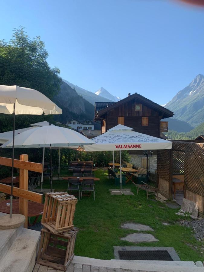Hotel Restaurant Eden Evolène Exteriör bild